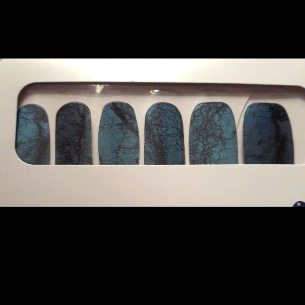 INTERSTELLAR colorstreet retired strips